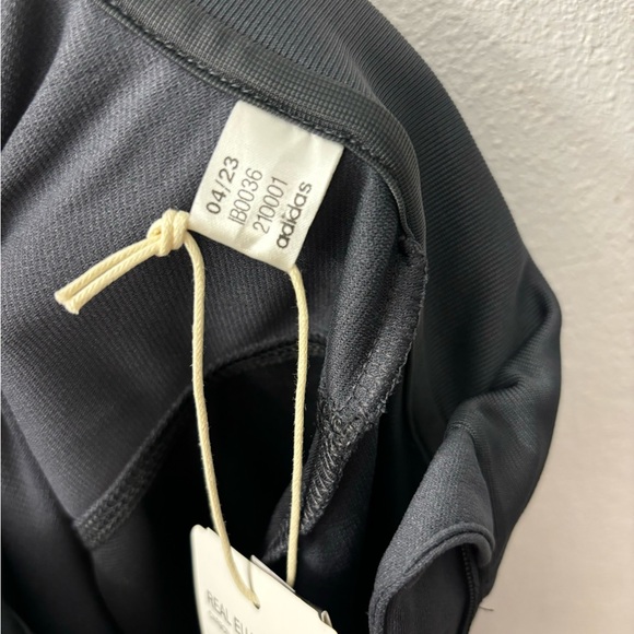 Adidas Real Madrid FC 2023/24 Tiro 23 Training Top Men’s Size Large - Picture 7 of 8